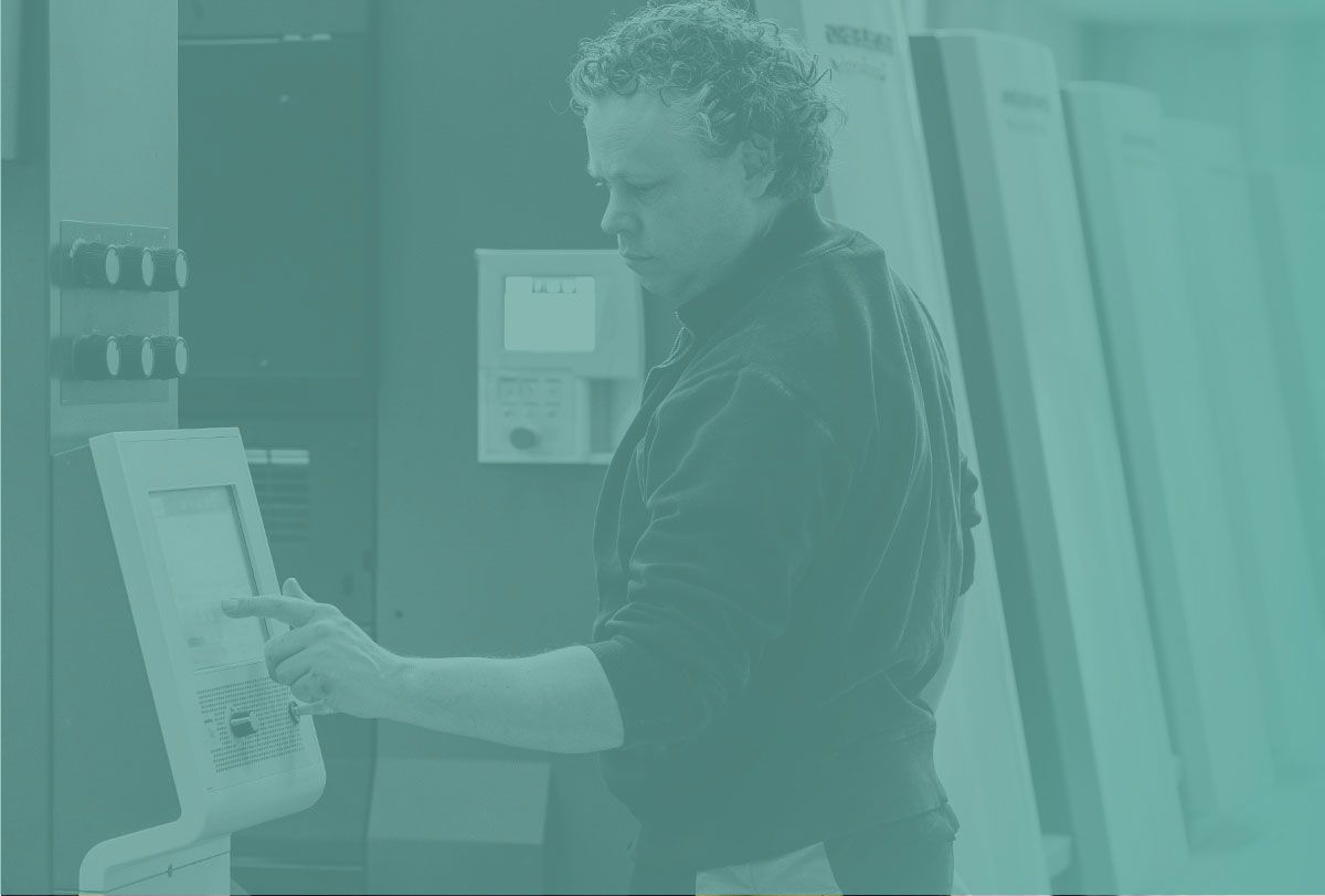 Grote of kleine drukwerken, huisstijl drukwerken, luxebrochures, ... wij doen het allemaal!